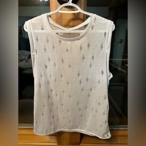 Lorna Jane white tank top. Size medium. Brand new condition.